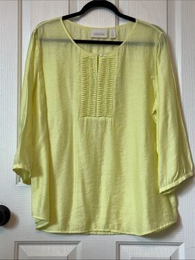 🧡 Chico's Lemon Pintuck Front Lightweight Tunic 🧡